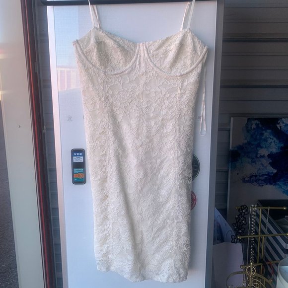 ZARA Lace Bodycon Mini Dress Size S - Picture 4 of 6